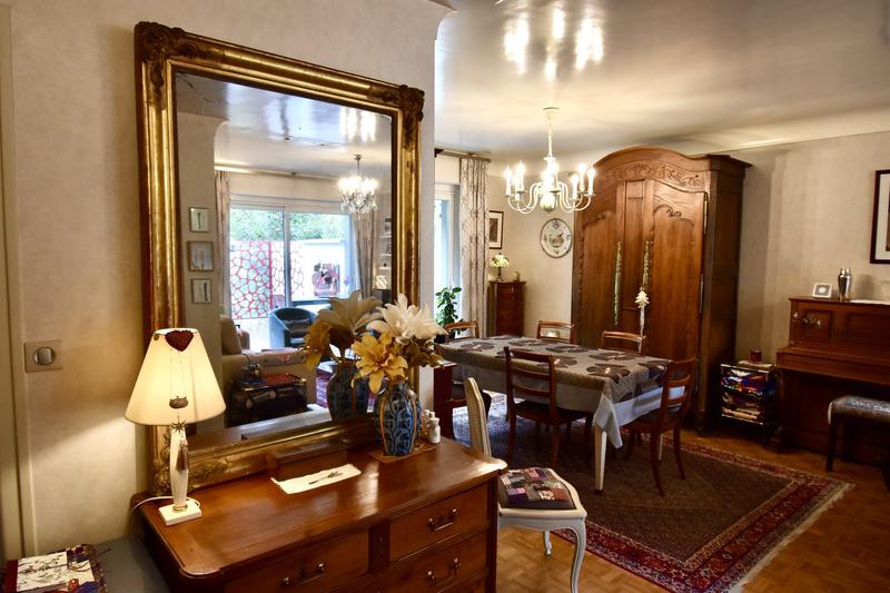 Maison traditionnelle - 149 m² - 6 pièces