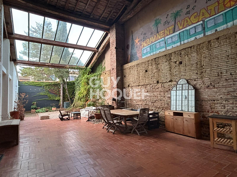 Maison - 204 m² - 6 pièces