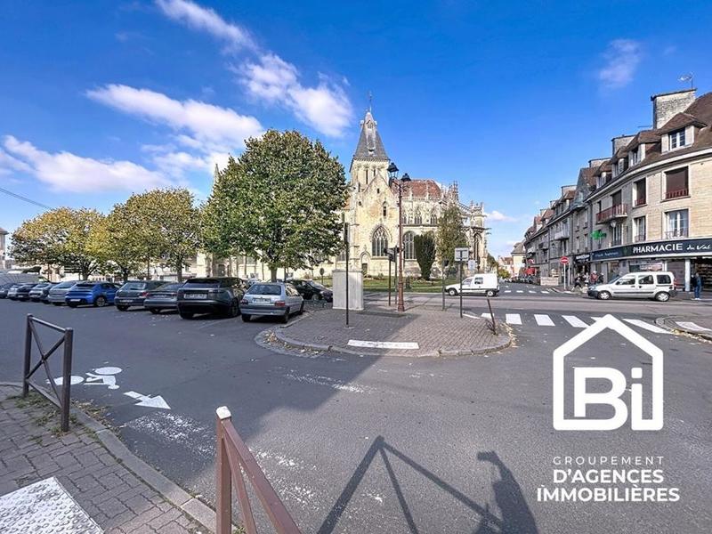 Local commercial - 115 m²