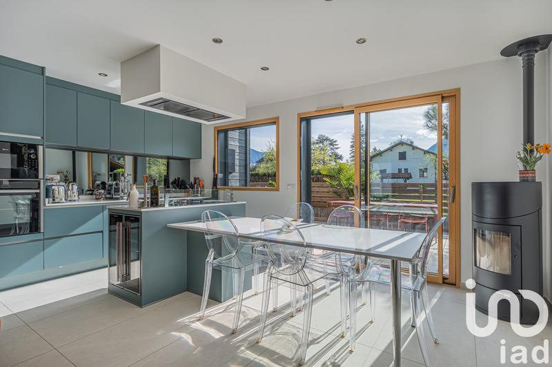 Maison - 130 m² - 5 pièces