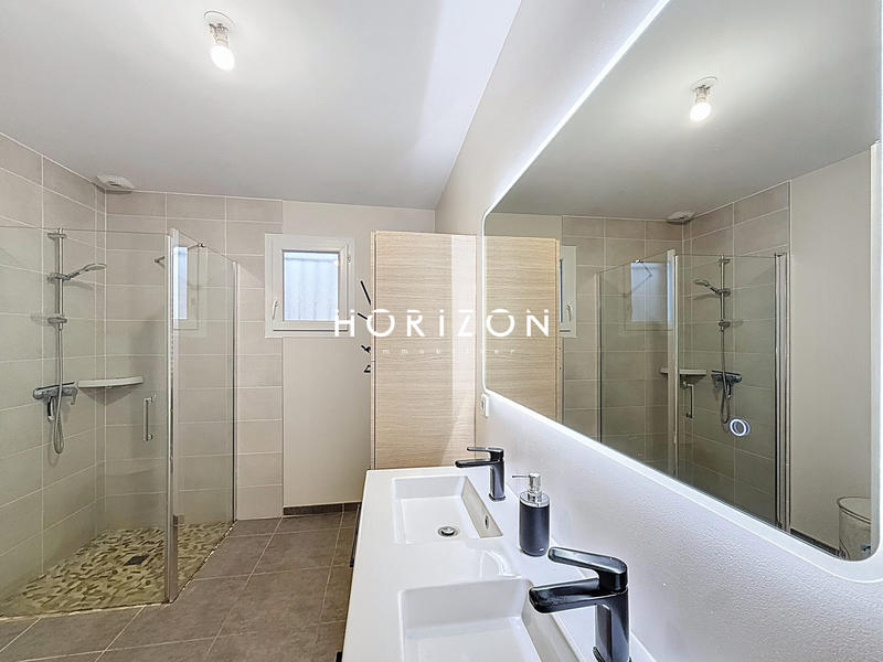 Bastide - 92 m² - 4 pièces