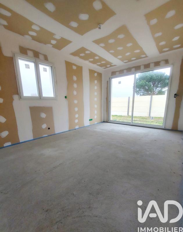 Maison - 93 m² - 4 pièces