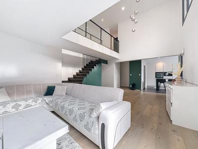 Maison - 147 m² - 5 pièces