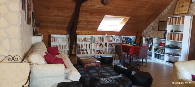 Propriété - 588 m² - 12 pièces