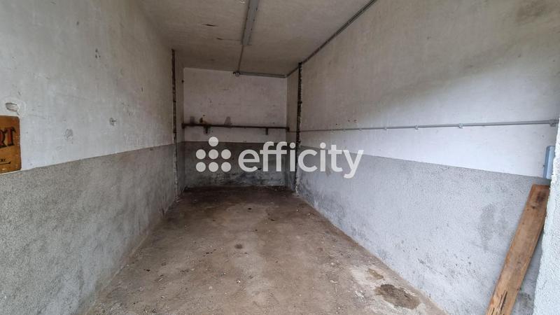 Immeuble - 150 m² - 10 pièces