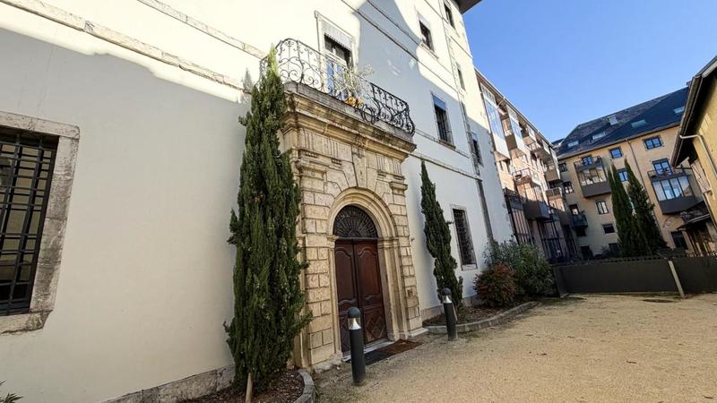 Duplex - 137 m² - 4 pièces