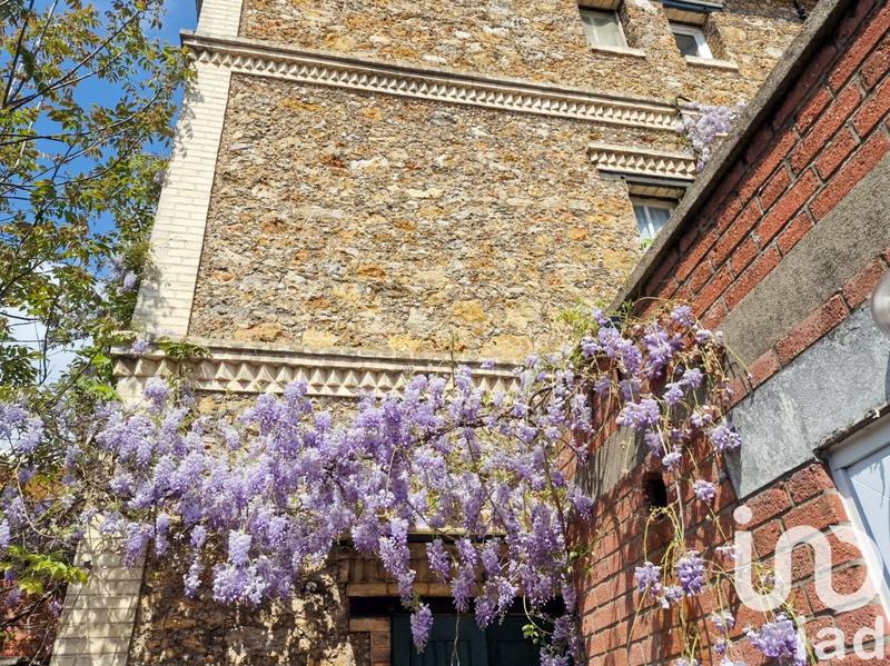 Maison - 294 m² - 8 pièces