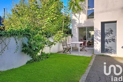 Maison - 93 m² - 5 pièces