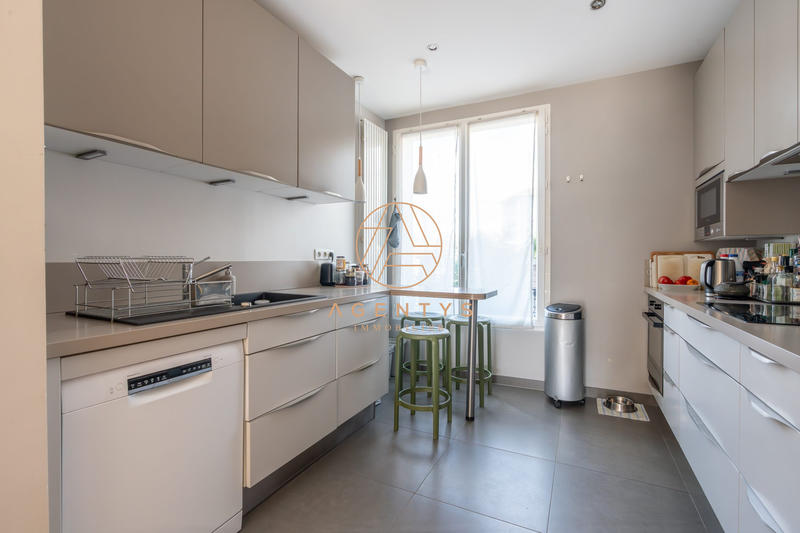 Maison - 95 m² - 7 pièces