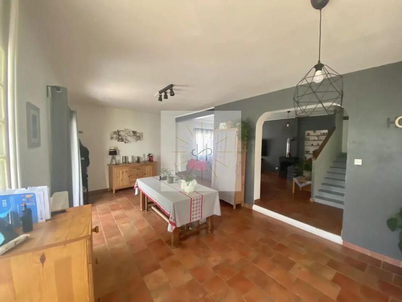 Maison - 130 m² - 5 pièces