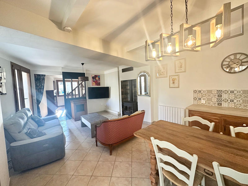 Maison - 95 m² - 4 pièces