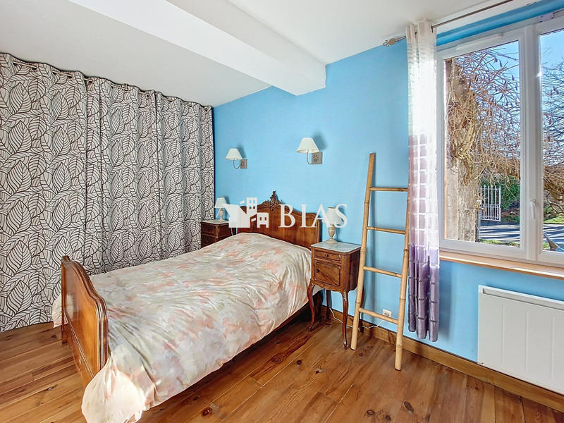 Maison ancienne - 210 m² - 9 pièces