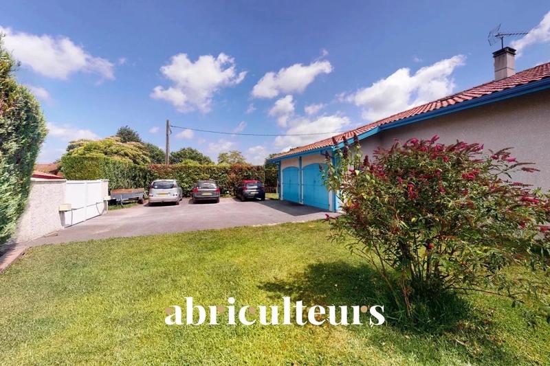 Maison - 160 m² - 5 pièces