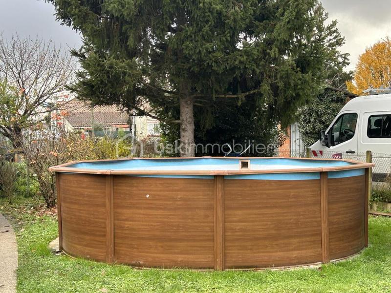 Maison - 110 m² - 4 pièces