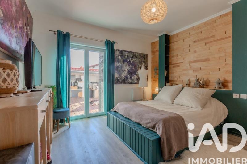 Maison - 163 m² - 6 pièces