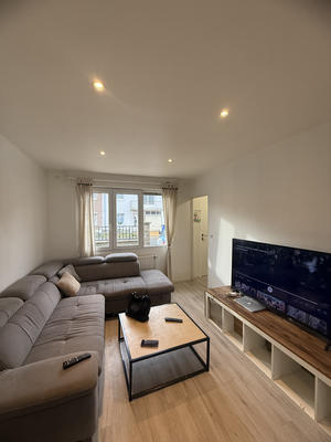 Maison - 80 m² - 5 pièces