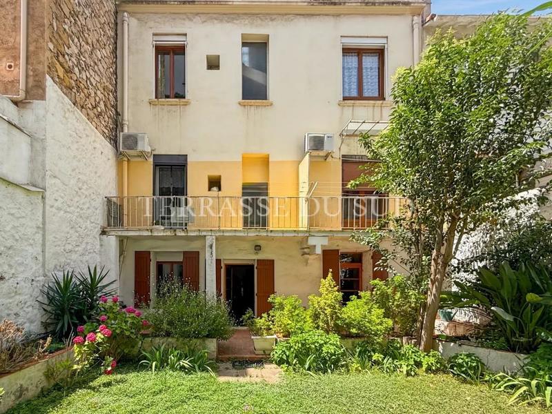 Immeuble - 195 m² - 7 pièces