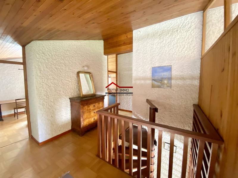 Maison ancienne - 216 m² - 8 pièces