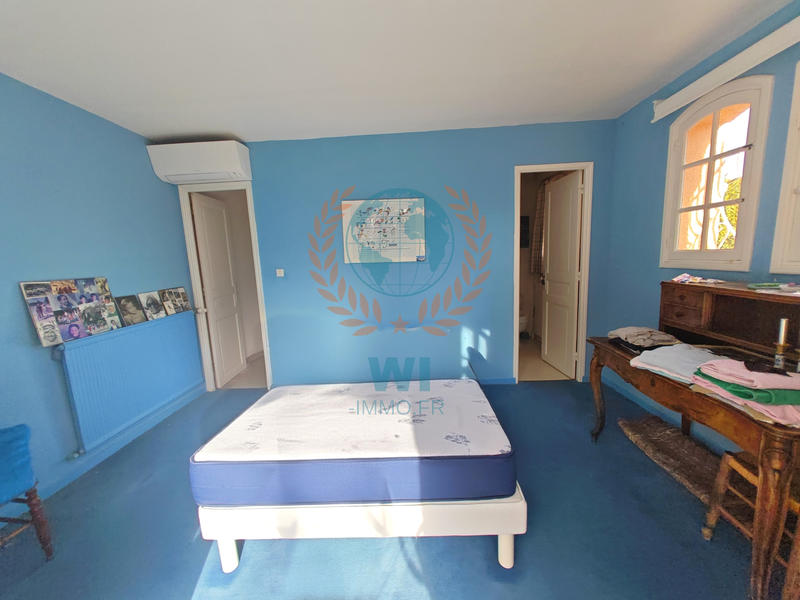 Villa - 190 m² - 6 pièces