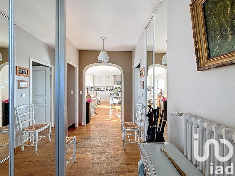 Maison - 282 m² - 8 pièces