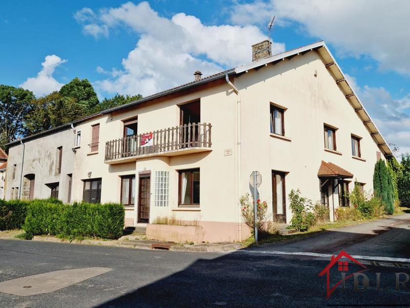 Maison de village - 258 m² - 10 pièces