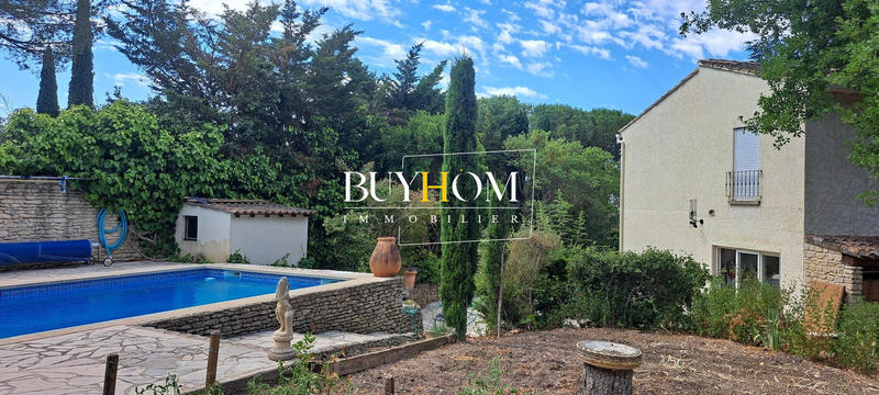 Maison - 180 m² - 5 pièces