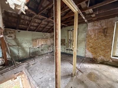 Maison - 100 m² - 6 pièces