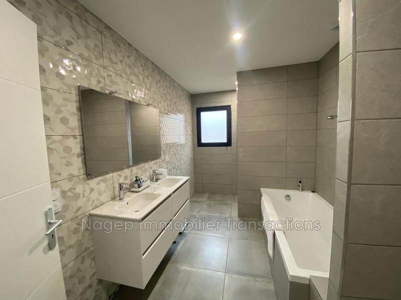 Maison - 156 m² - 6 pièces