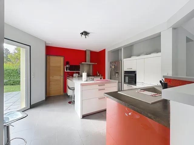 Maison contemporaine - 205 m² - 6 pièces