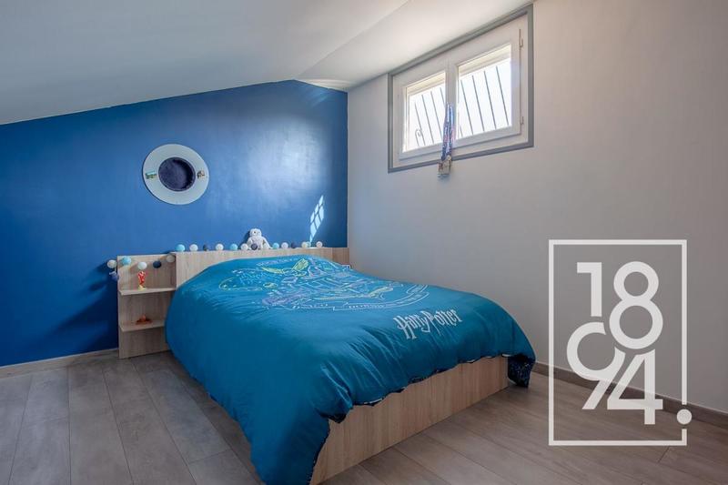 Appartement - 106 m² - 4 pièces