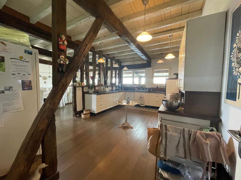 Maison - 508 m² - 9 pièces