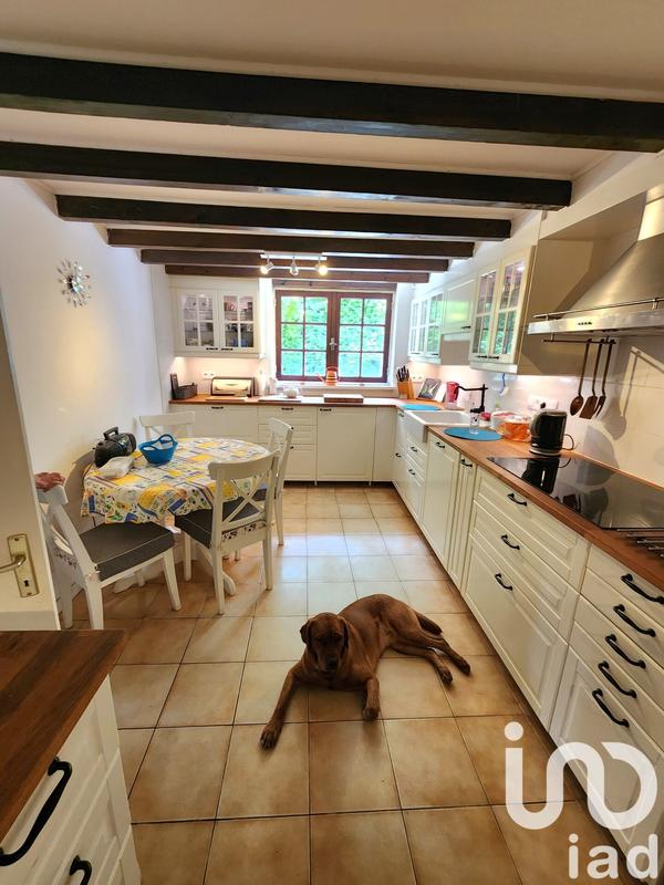 Maison - 220 m² - 5 pièces