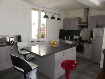 Maison - 88 m² - 5 pièces