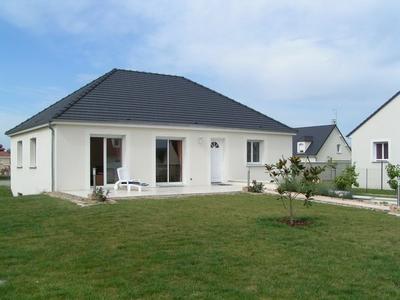 Maison - 90 m² - 4 pièces