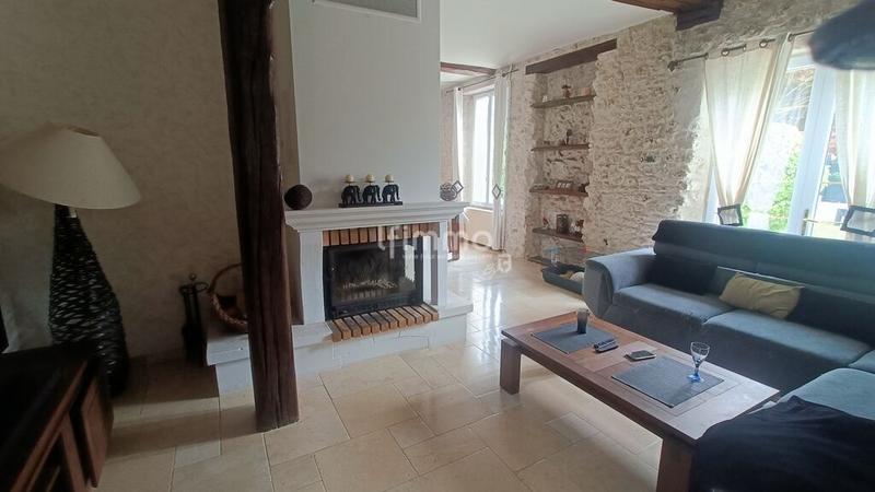 Maison - 185 m² - 6 pièces