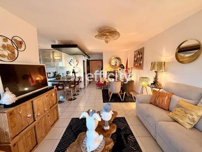 Appartement - 70 m² - 3 pièces