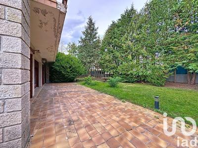 Maison - 272 m² - 11 pièces