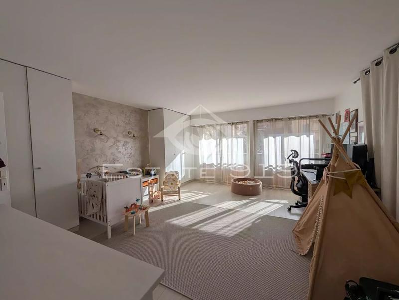 Appartement - 125 m² - 3 pièces