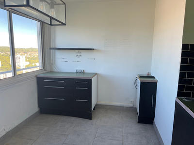 Appartement - 85 m² - 4 pièces