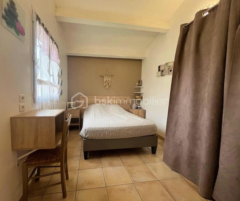 Maison - 265 m² - 13 pièces