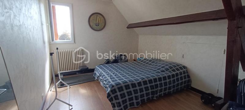 Maison traditionnelle - 130 m² - 8 pièces