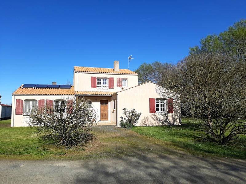 Maison - 153 m² - 7 pièces