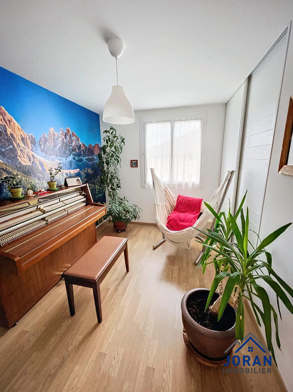 Appartement - 86 m² - 4 pièces