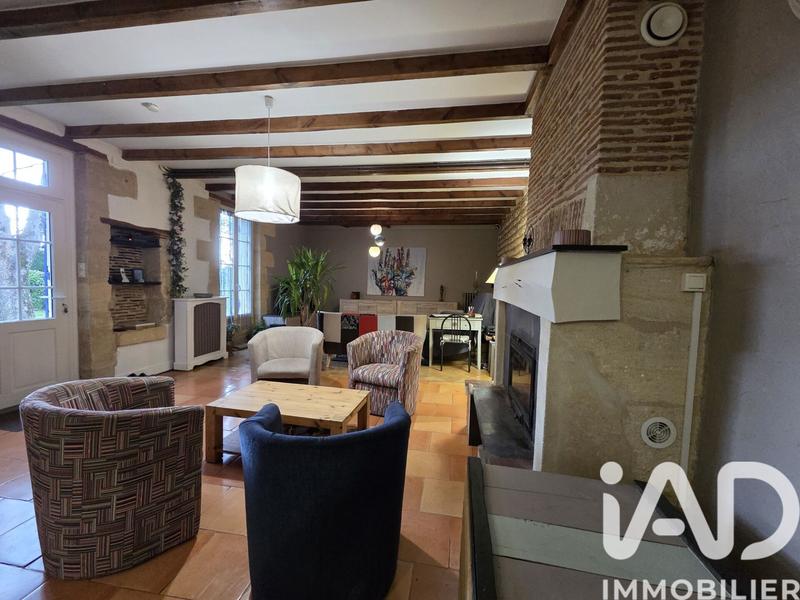 Maison - 225 m² - 5 pièces