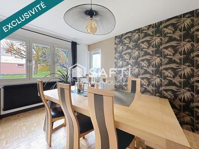 Appartement - 85 m² - 5 pièces