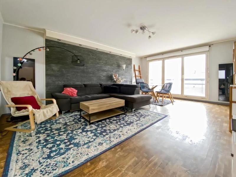 Appartement - 84 m² - 4 pièces