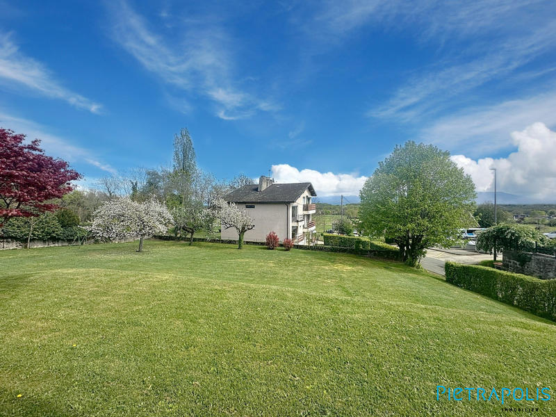 Maison traditionnelle - 125 m² - 4 pièces