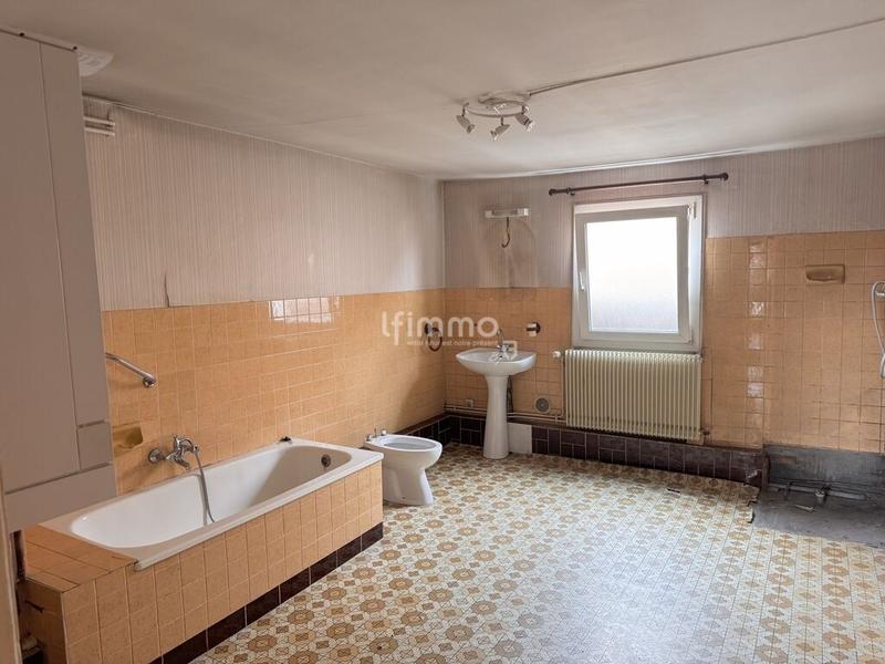 Maison - 147 m² - 7 pièces