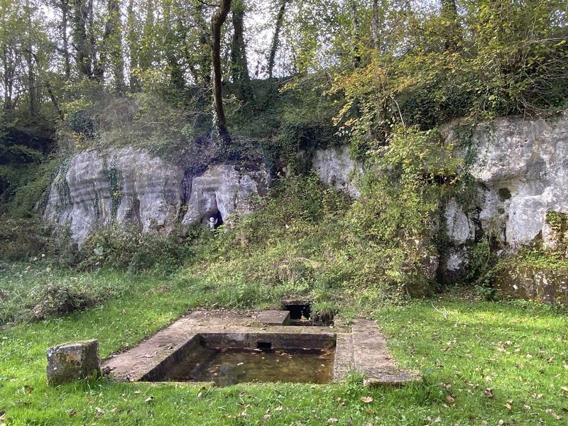 Propriété - 1 200 m² - 32 pièces