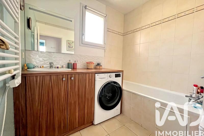 Maison - 100 m² - 6 pièces